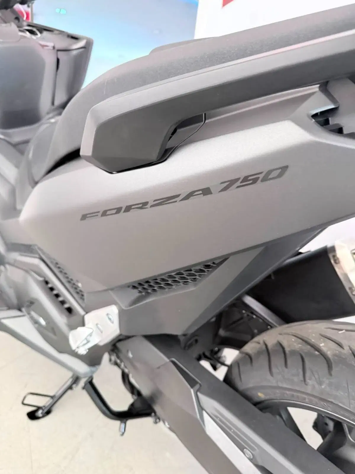 Honda Forza 750 (2025 - 26) (4)