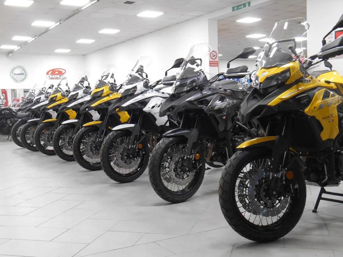 Benelli TRK 902 Stradale (2026) (10)