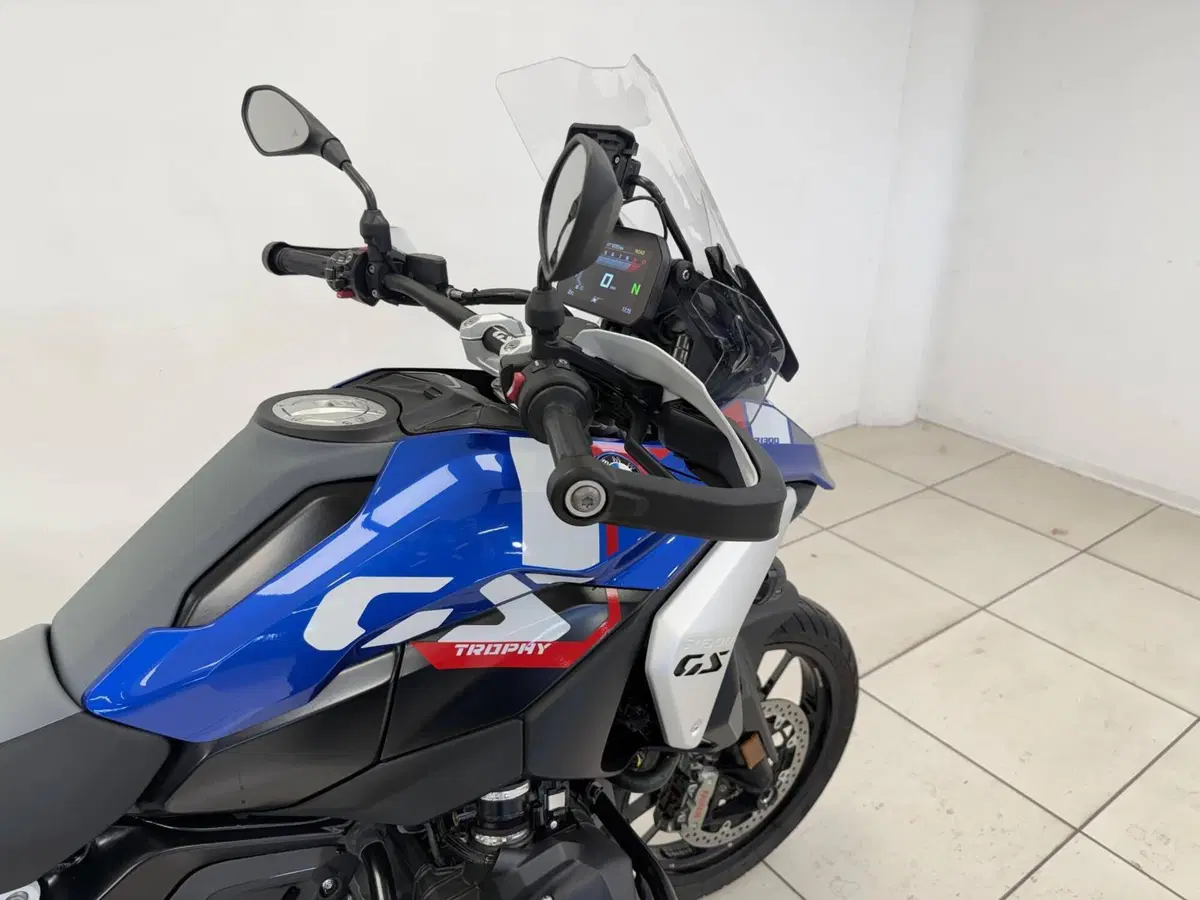 Bmw R 1300 GS (2023 - 26) (8)