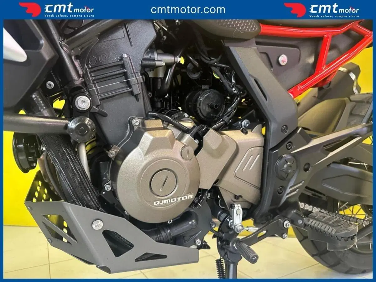 QJ Motor SRT 600 SX (2024 - 26) (7)