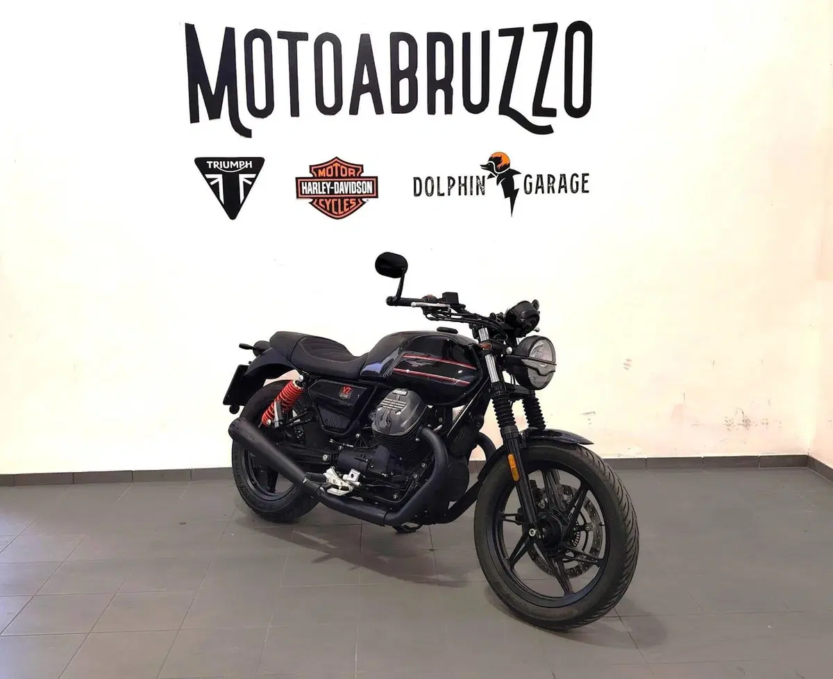 Moto Guzzi V7 Stone Corsa (2023 - 25) (5)