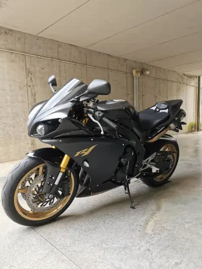 Yamaha YZF R1 (2012 - 14) usata