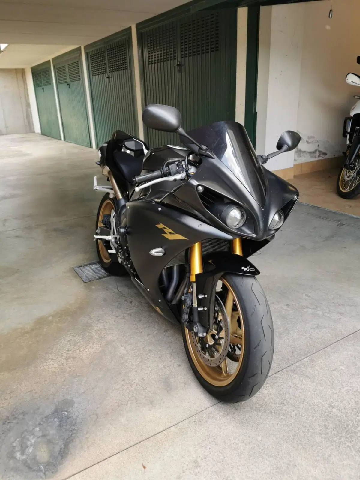 Yamaha YZF R1 (2012 - 14) (5)