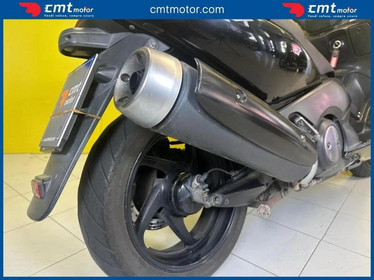 Yamaha T-Max 500 (2004 - 07) (8)