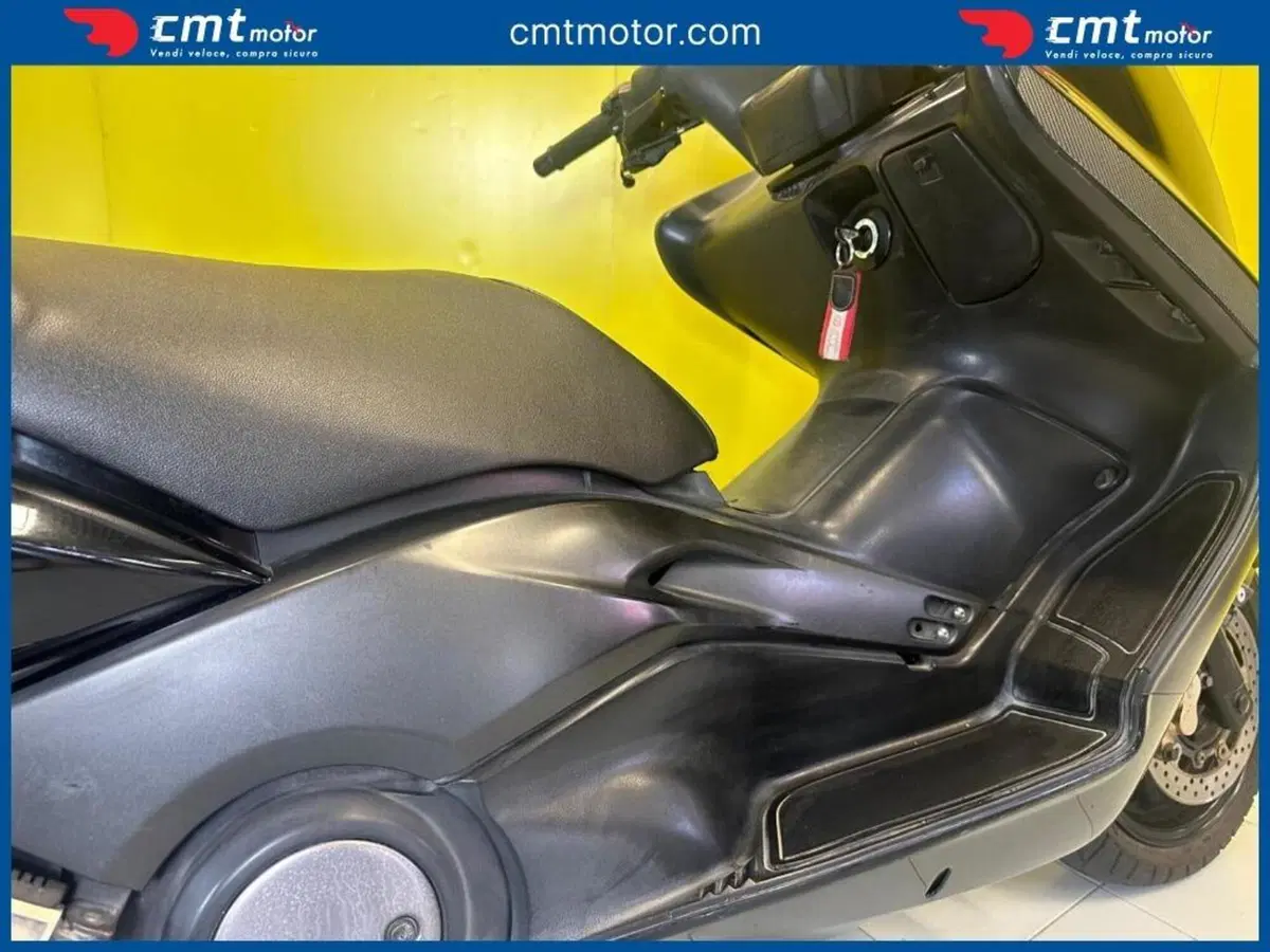 Yamaha T-Max 500 (2004 - 07) (9)