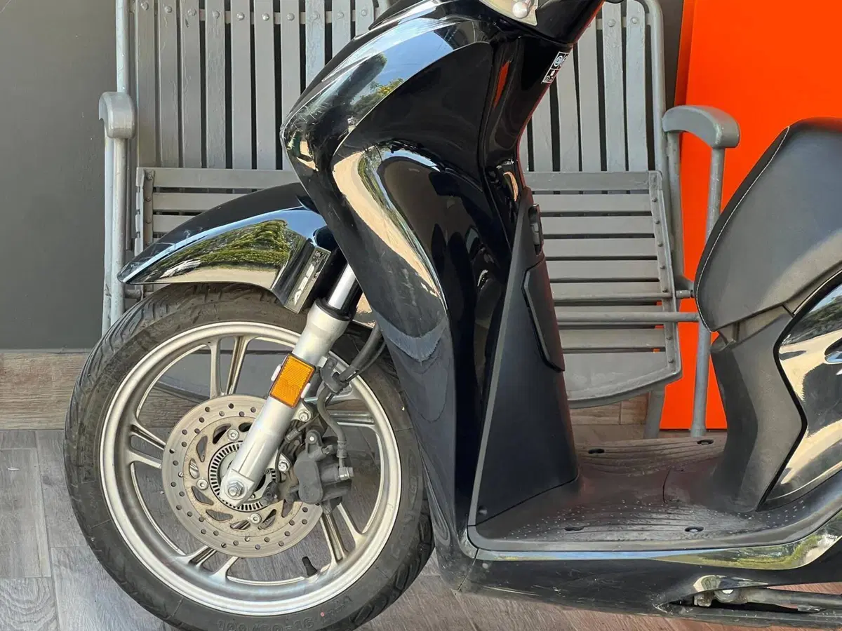 Honda SH 150i (2020 - 23) (6)