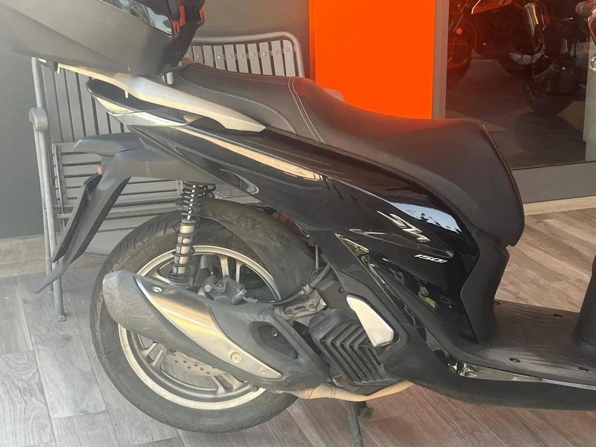 Honda SH 150i (2020 - 23) (3)