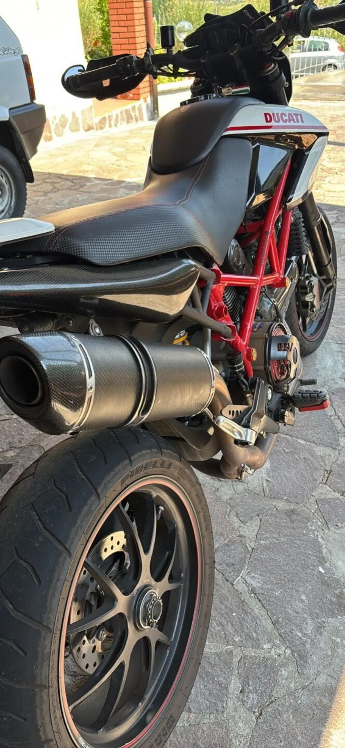 Ducati Hypermotard 1100 EVO SP (2010 - 12) (8)