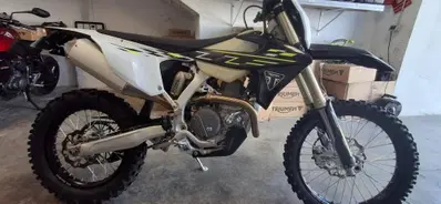 Triumph TF 450-E (2026) usata