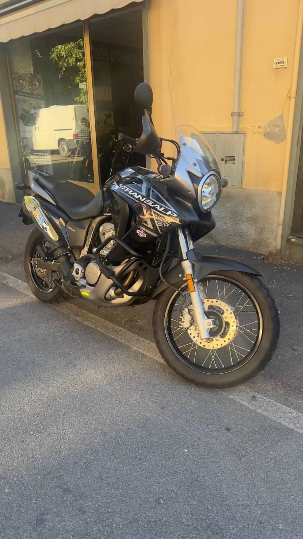 Honda Transalp XL 700 V (2007 - 2013) (2)