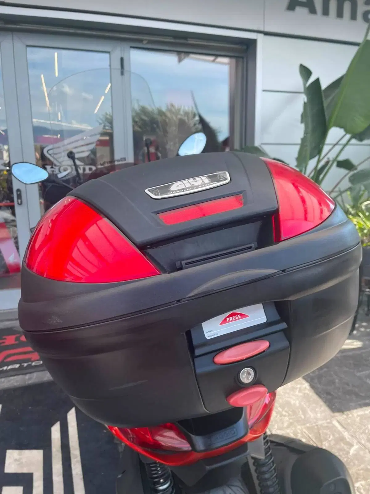 Piaggio Beverly 300 S ABS-ASR (2021 - 25) (4)