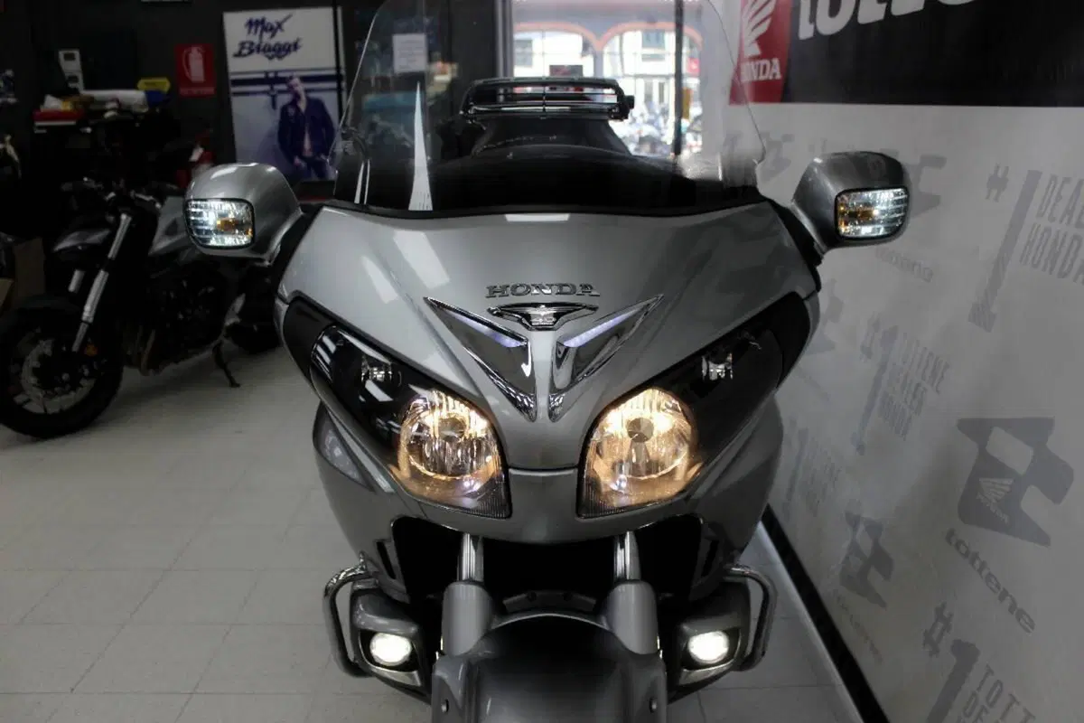 Honda GL 1800 Gold Wing (2012 - 17) (4)