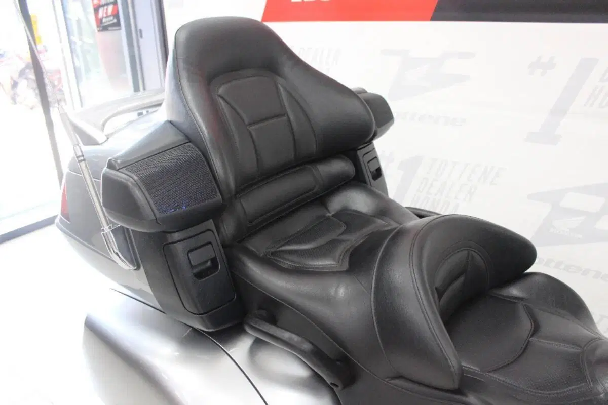 Honda GL 1800 Gold Wing (2012 - 17) (5)