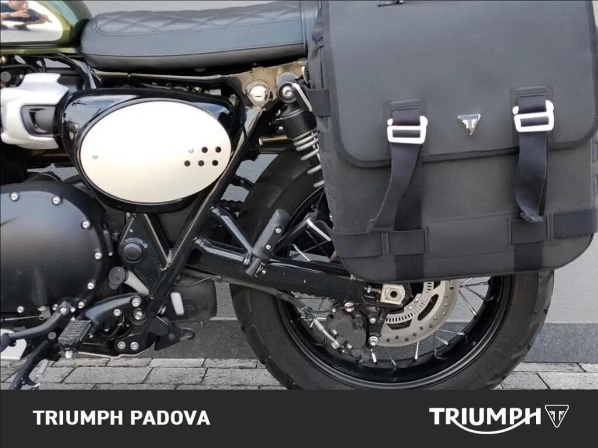 Triumph Scrambler 900 Chrome Edition (2023) (7)