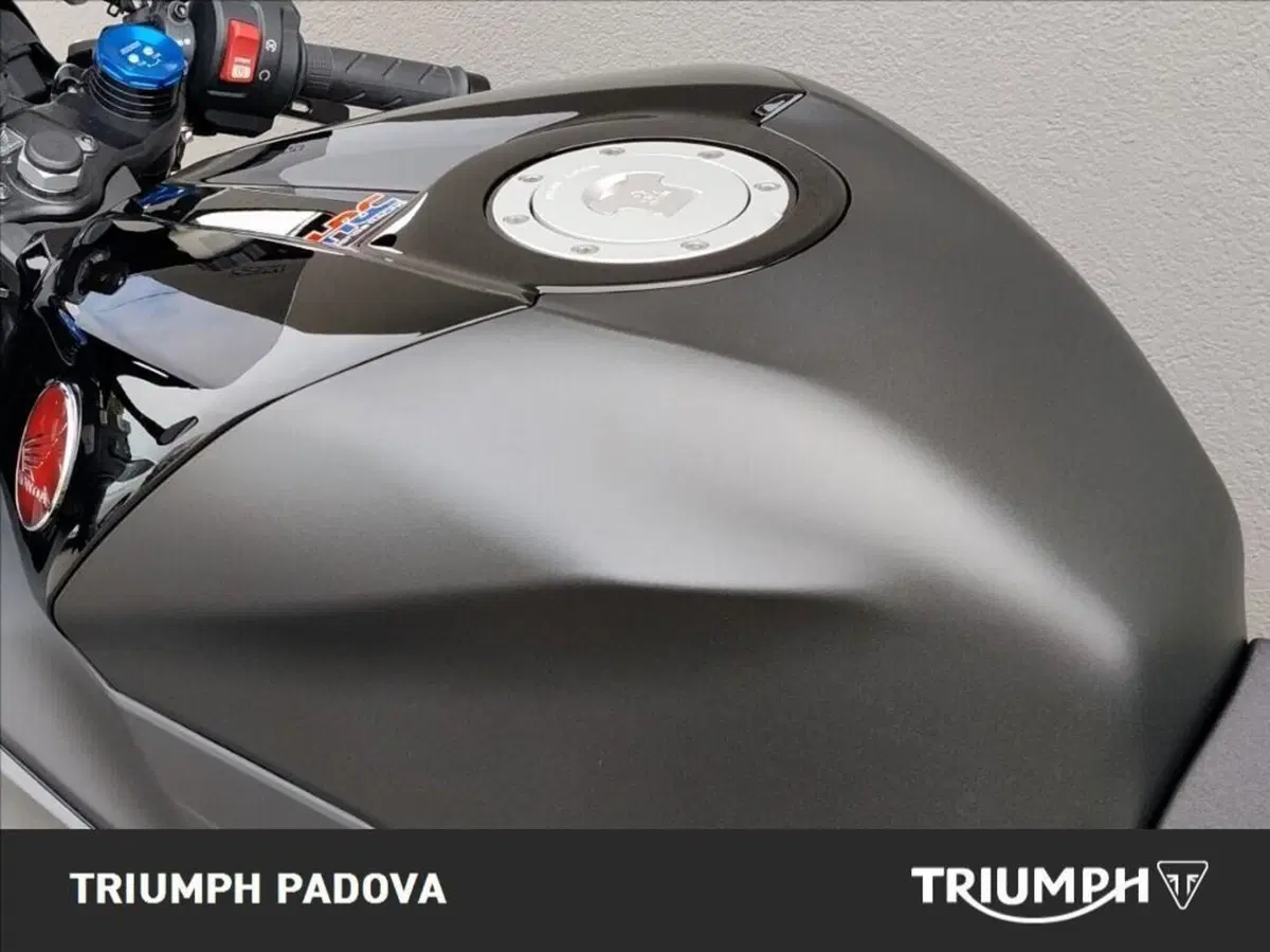 Honda CBR 600 RR (2024 - 26) (9)
