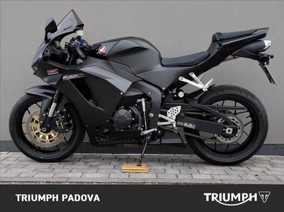 Honda CBR 600 RR (2024 - 26) (6)
