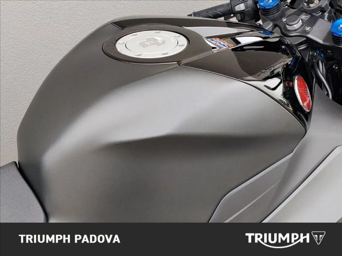 Honda CBR 600 RR (2024 - 26) (4)