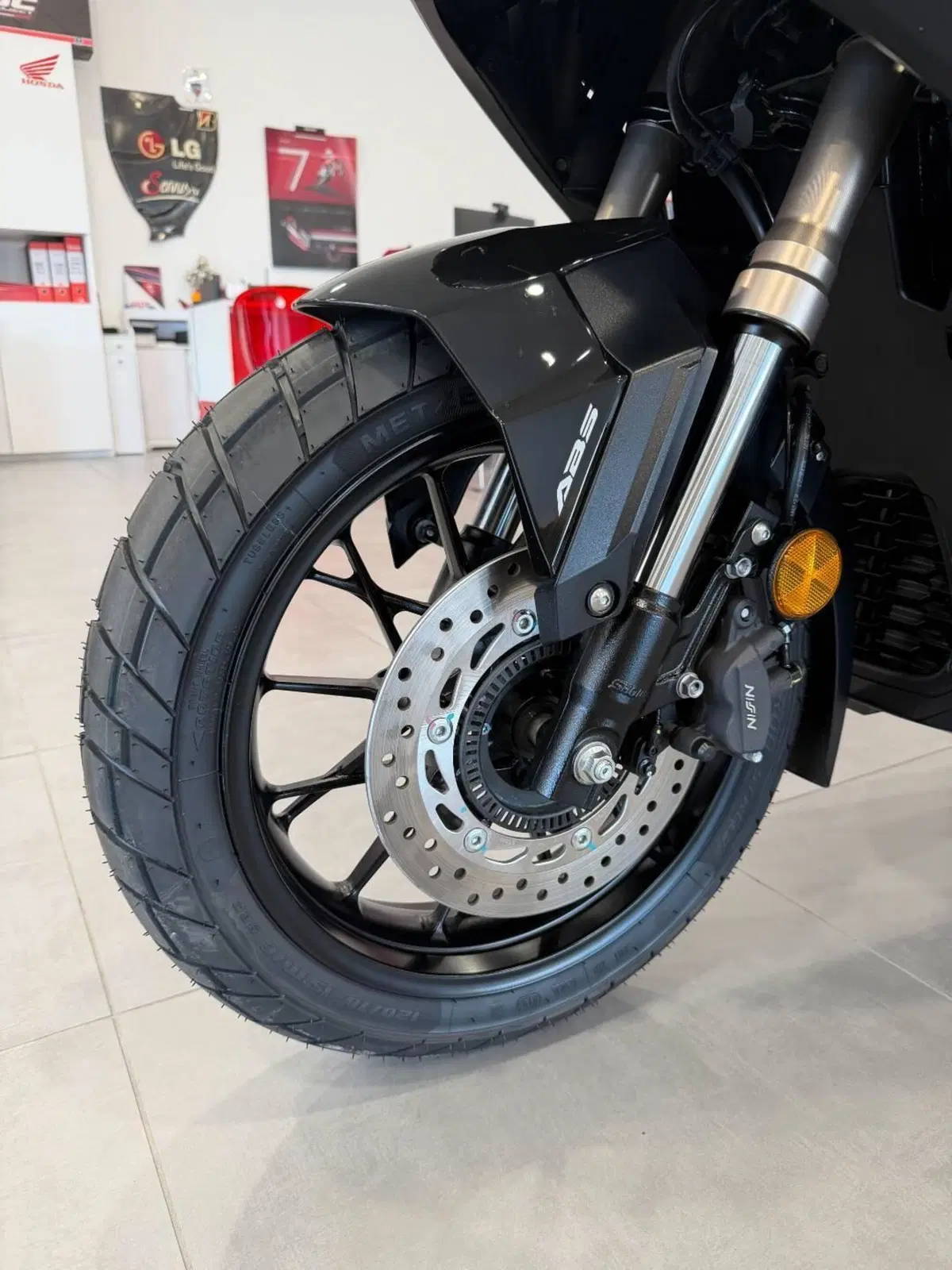 Honda ADV 350 (2022 - 24) (9)
