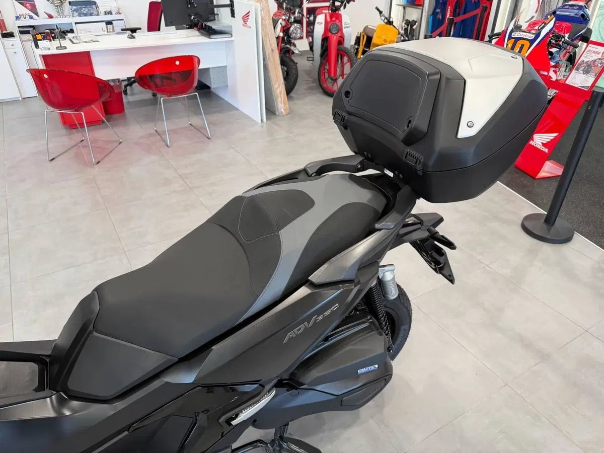Honda ADV 350 (2022 - 24) (10)