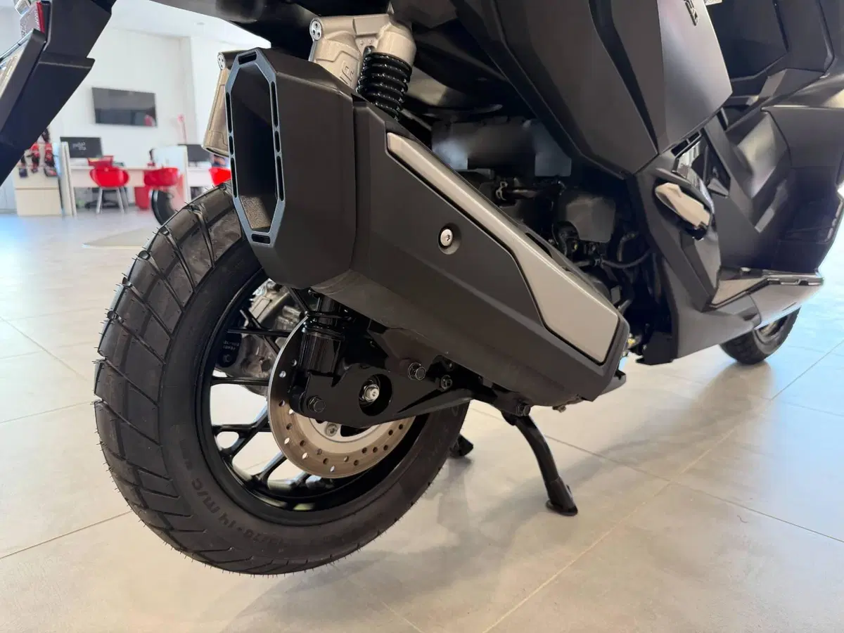 Honda ADV 350 (2022 - 24) (13)