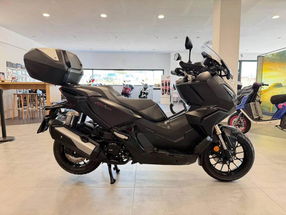 Honda ADV 350 (2022 - 24) (7)