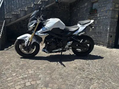 Suzuki GSR 750 (2010 - 15) usata