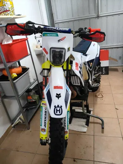 Husqvarna FE 350 (2022) usata