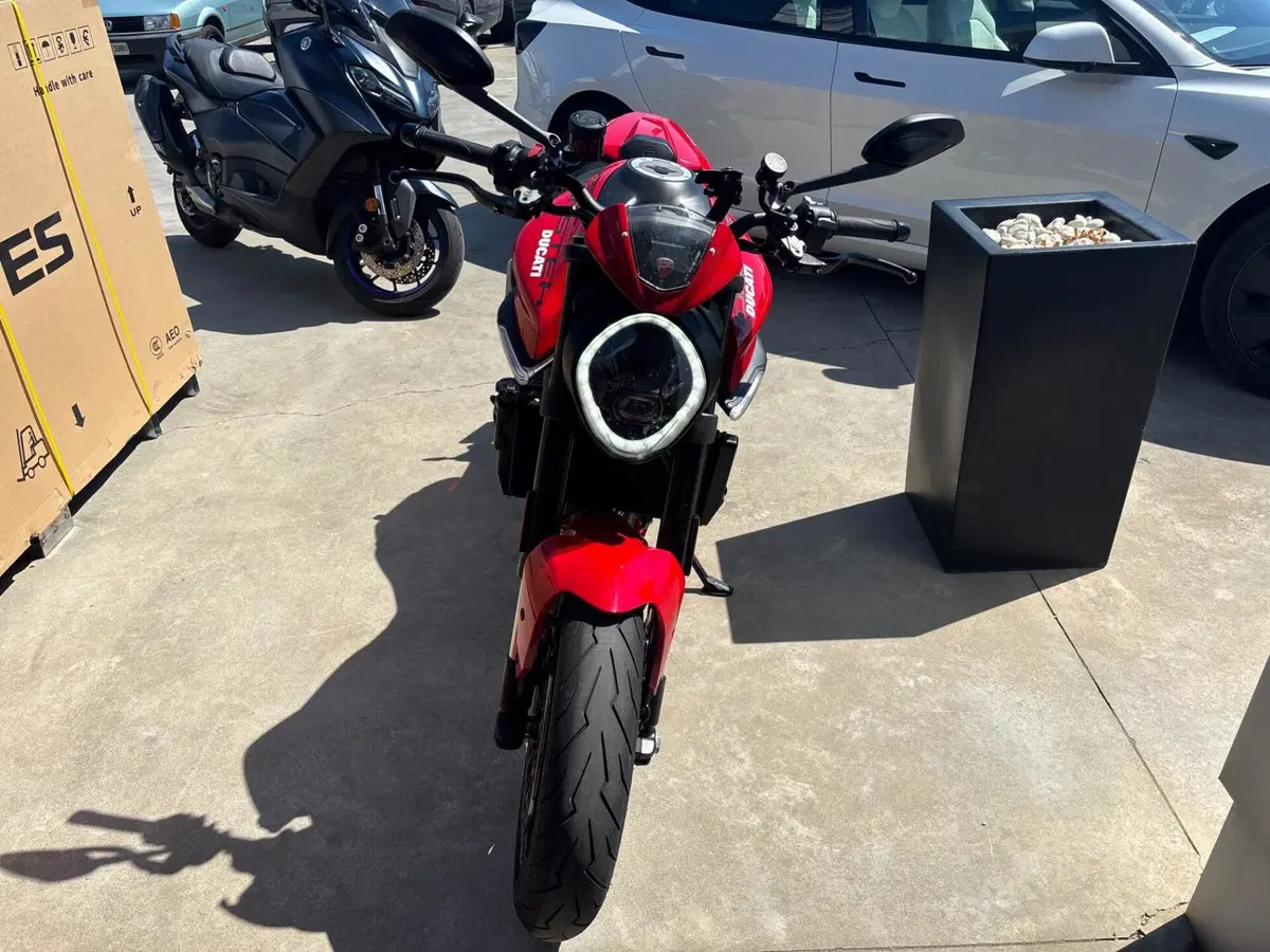 Ducati Monster 937 + (2021 - 25) (3)
