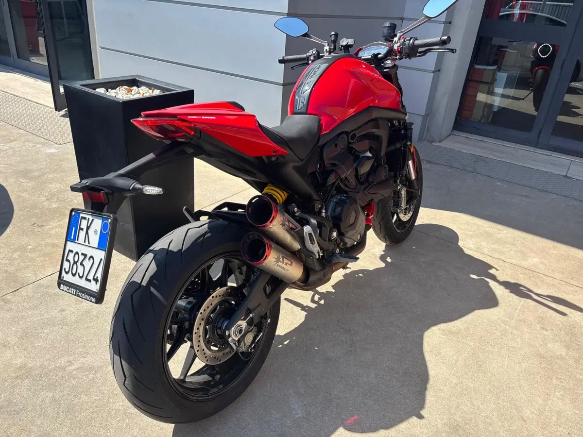 Ducati Monster 937 + (2021 - 25) (4)