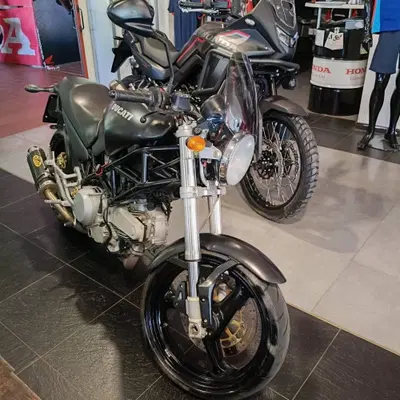Ducati Monster 620 Dark (2003 - 06) usata