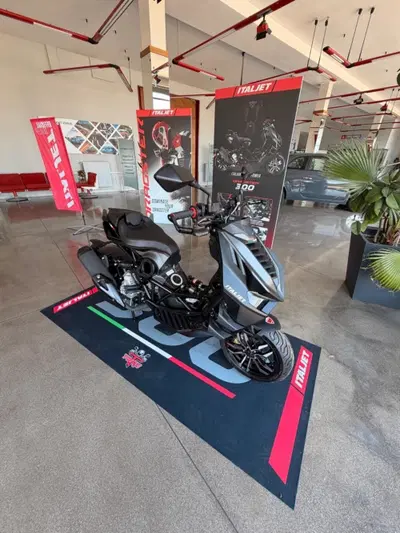 Italjet Moto Dragster 300 (2025 - 26) usata