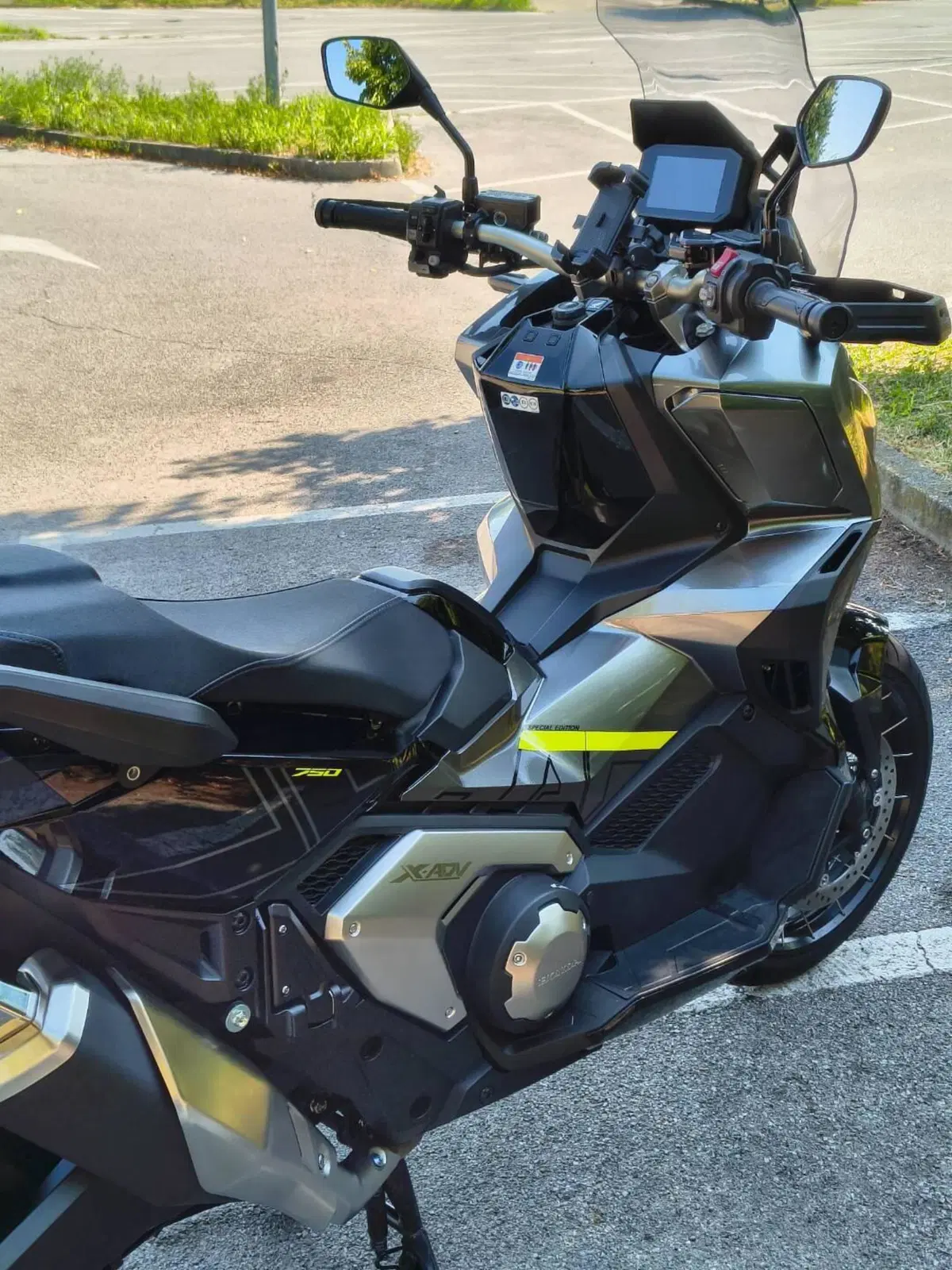 Honda X-ADV 750 DCT (2021 - 24) (2)