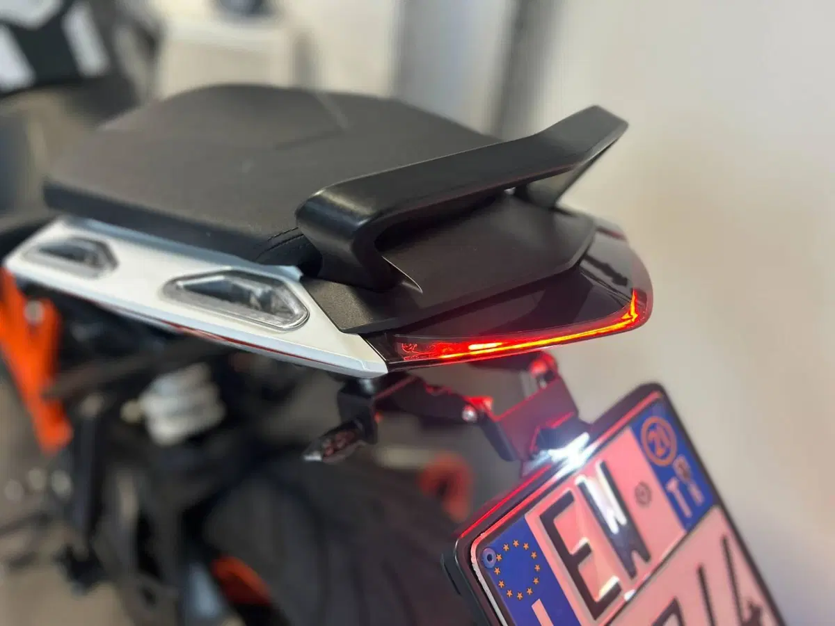 KTM 1290 Super Duke GT (2019 - 20) (9)