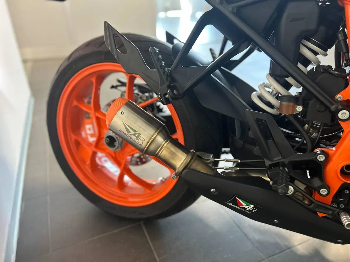 KTM 1290 Super Duke GT (2019 - 20) (11)