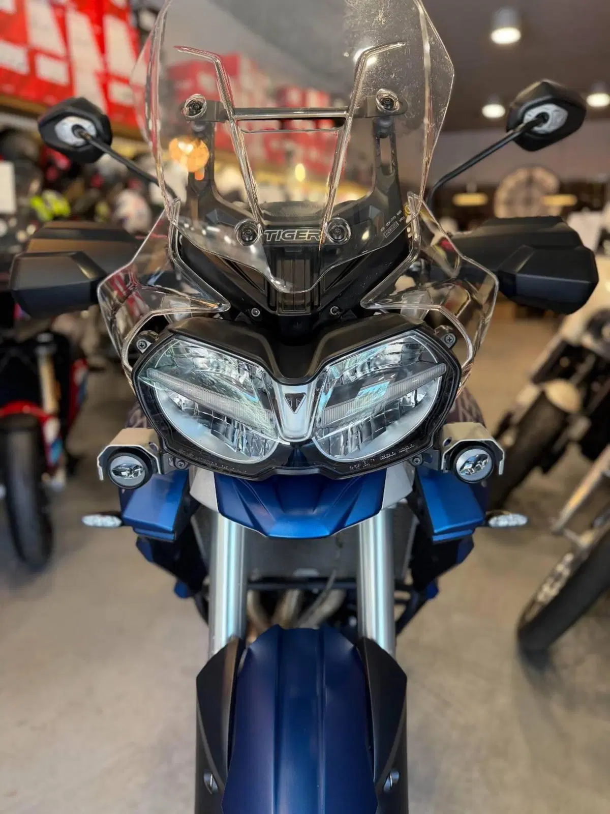 Triumph Tiger 800 XRt (2018 - 20) (2)