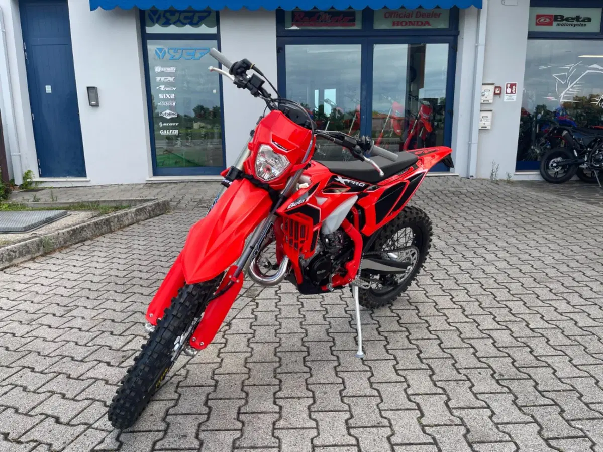 Betamotor RR X-PRO 125 2T Enduro (2027) (2)