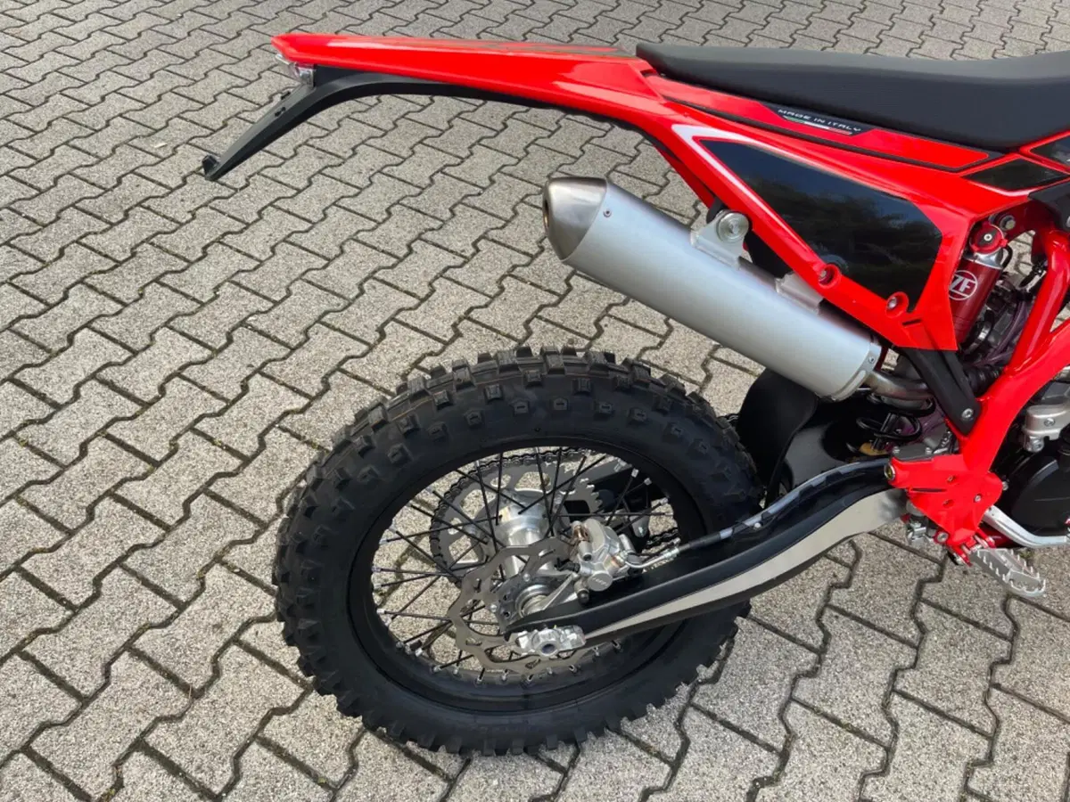 Betamotor RR X-PRO 125 2T Enduro (2027) (7)