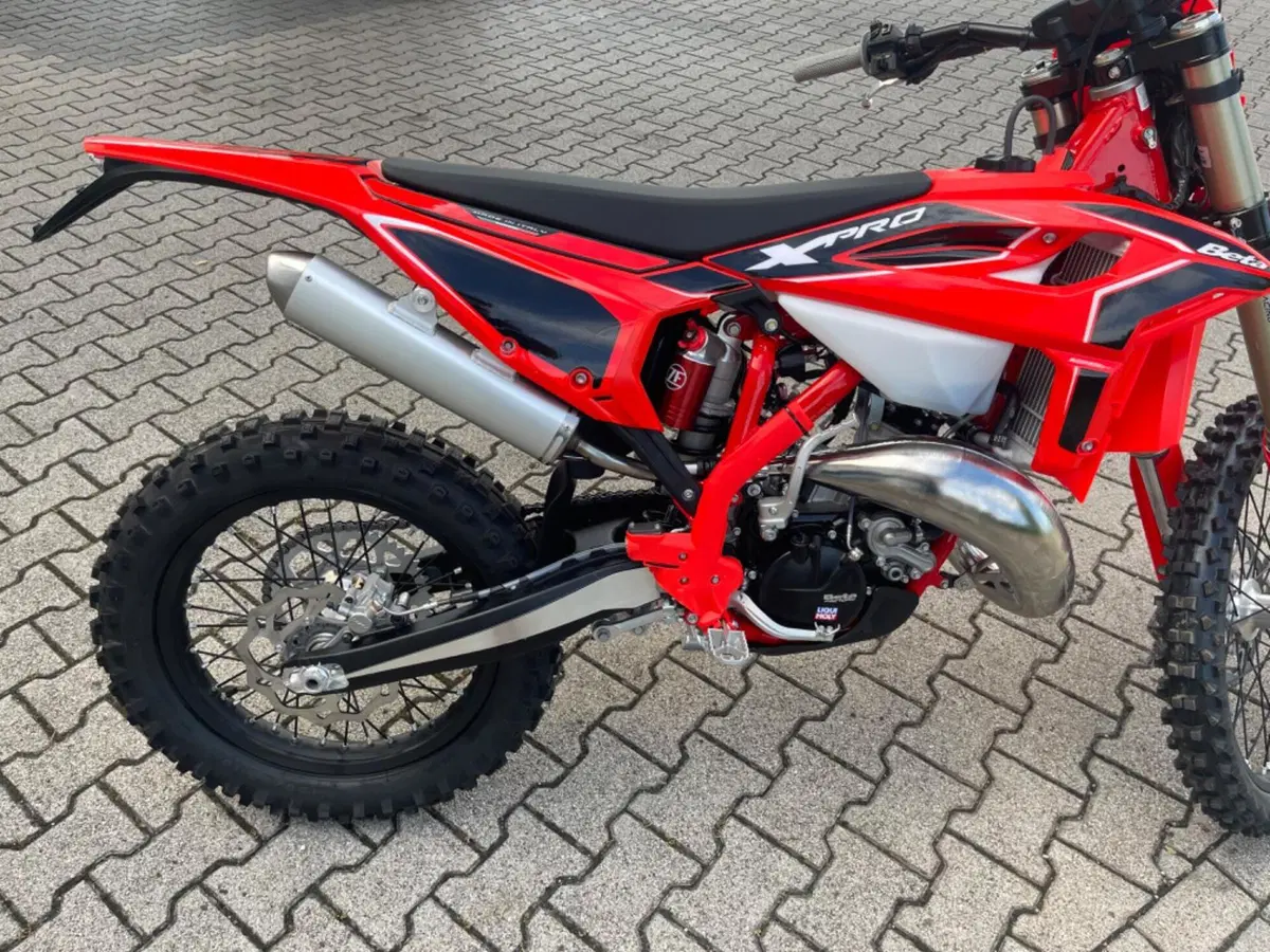 Betamotor RR X-PRO 125 2T Enduro (2027) (8)