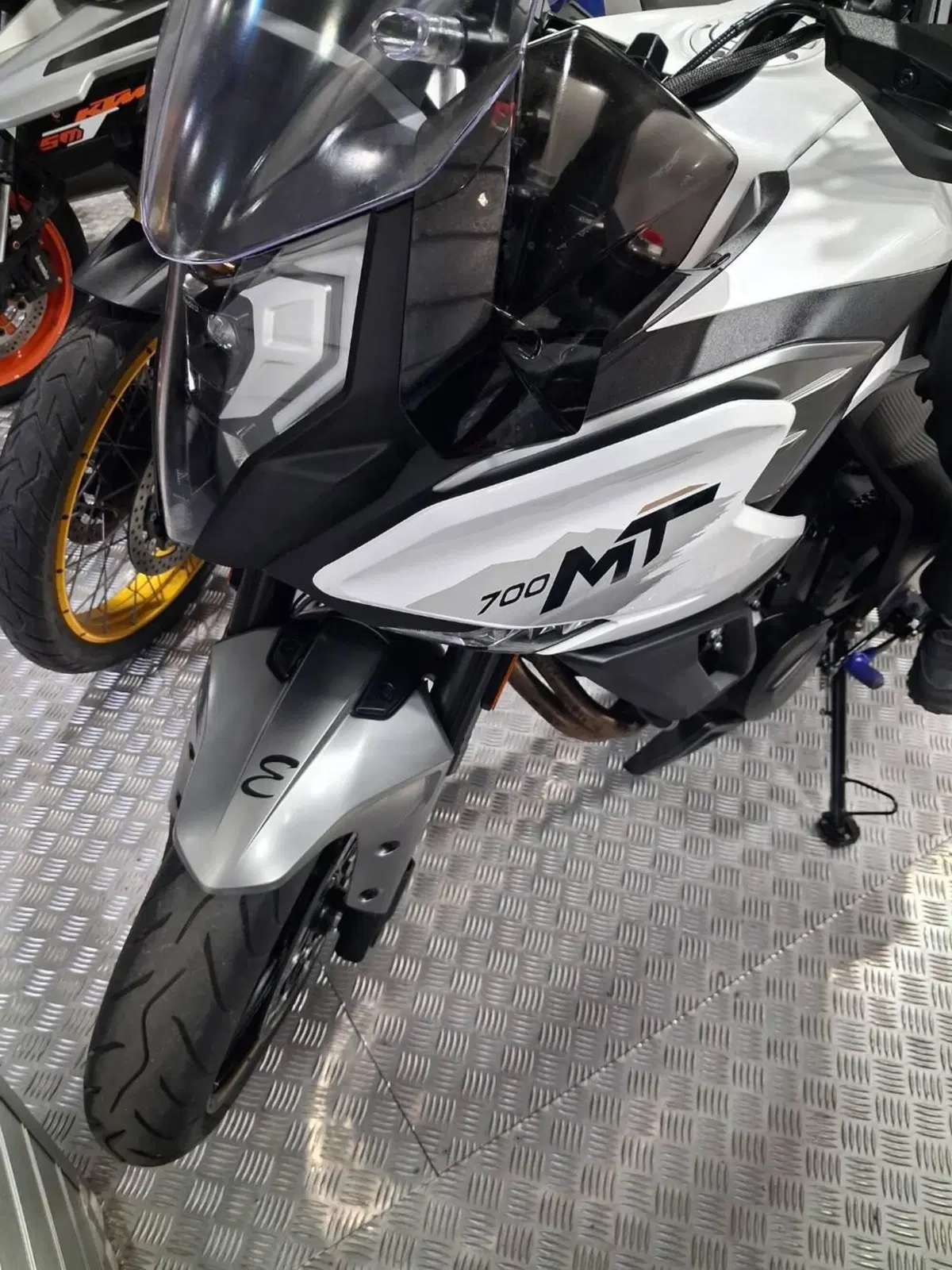 CFMOTO 700MT (2024 - 26)