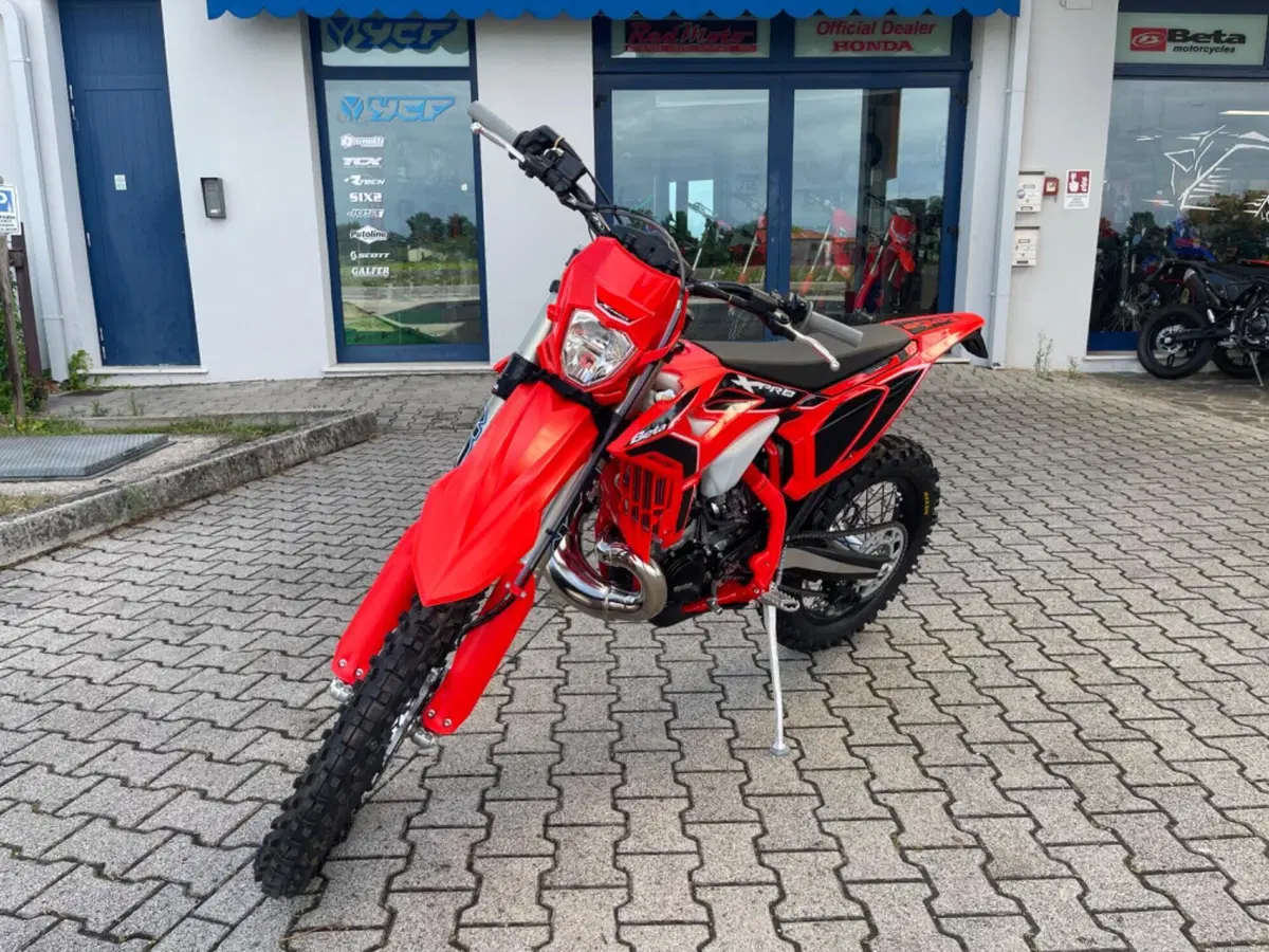 Betamotor RR X-PRO 250 2T Enduro (2027) (2)