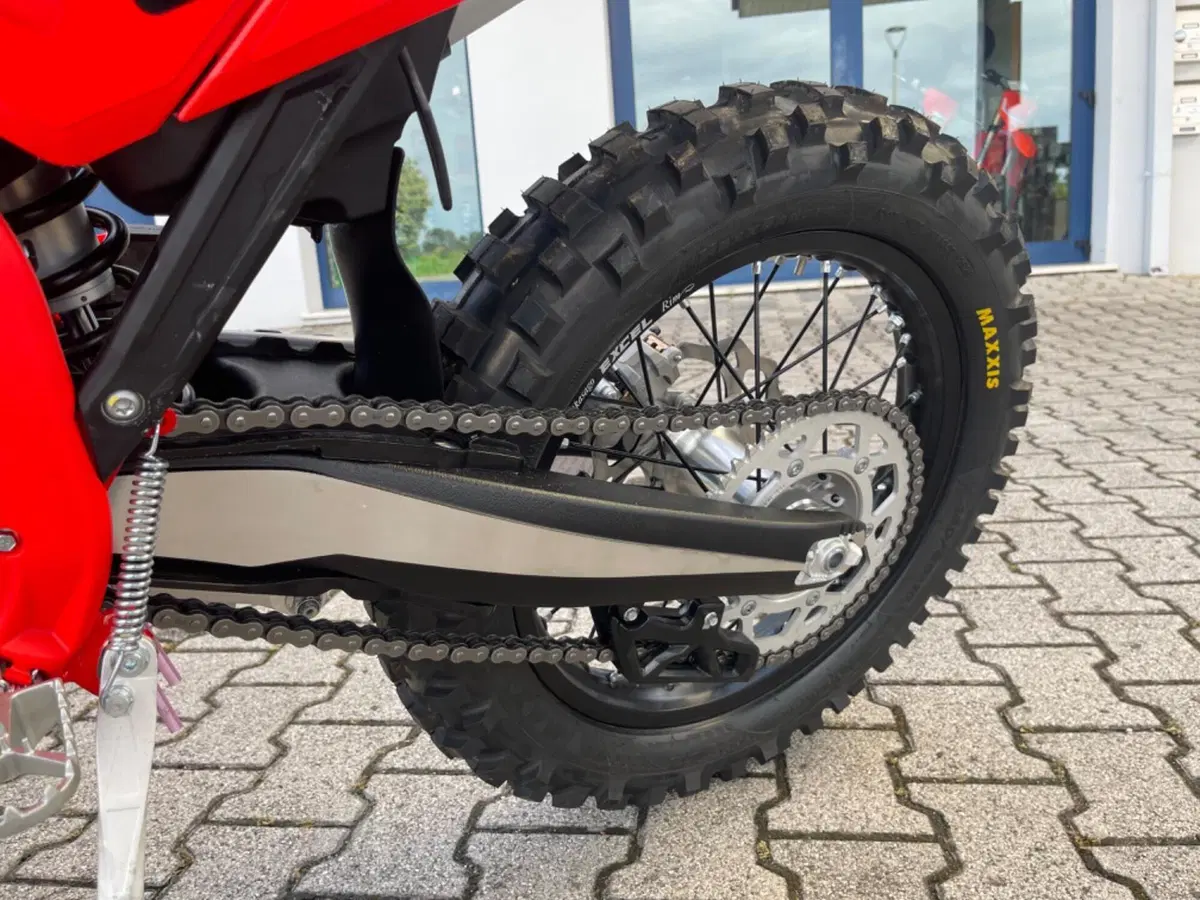 Betamotor RR X-PRO 250 2T Enduro (2027) (4)