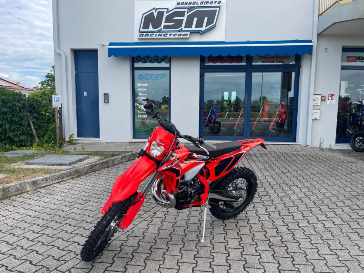 Betamotor RR X-PRO 300 2T Enduro (2027)