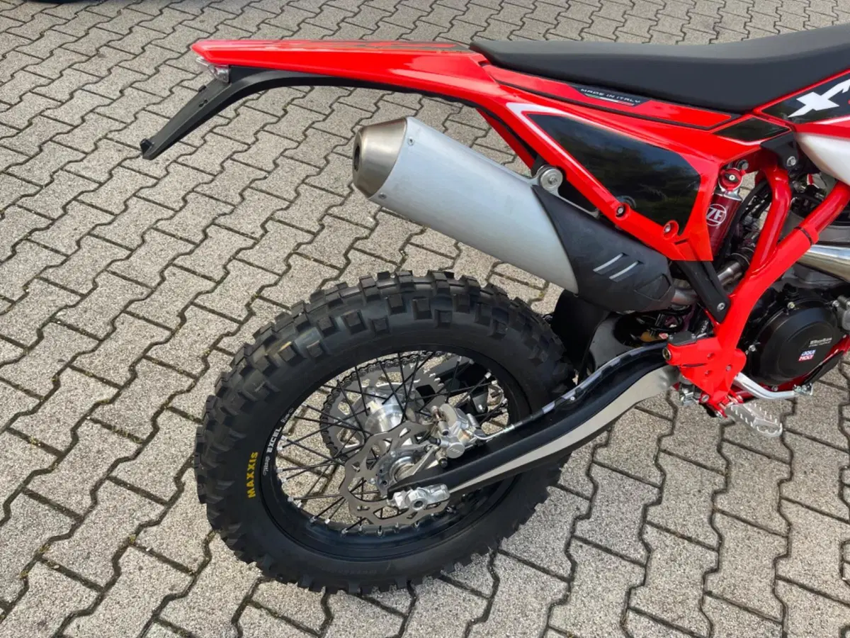 Betamotor RR X-PRO 300 2T Enduro (2027) (7)