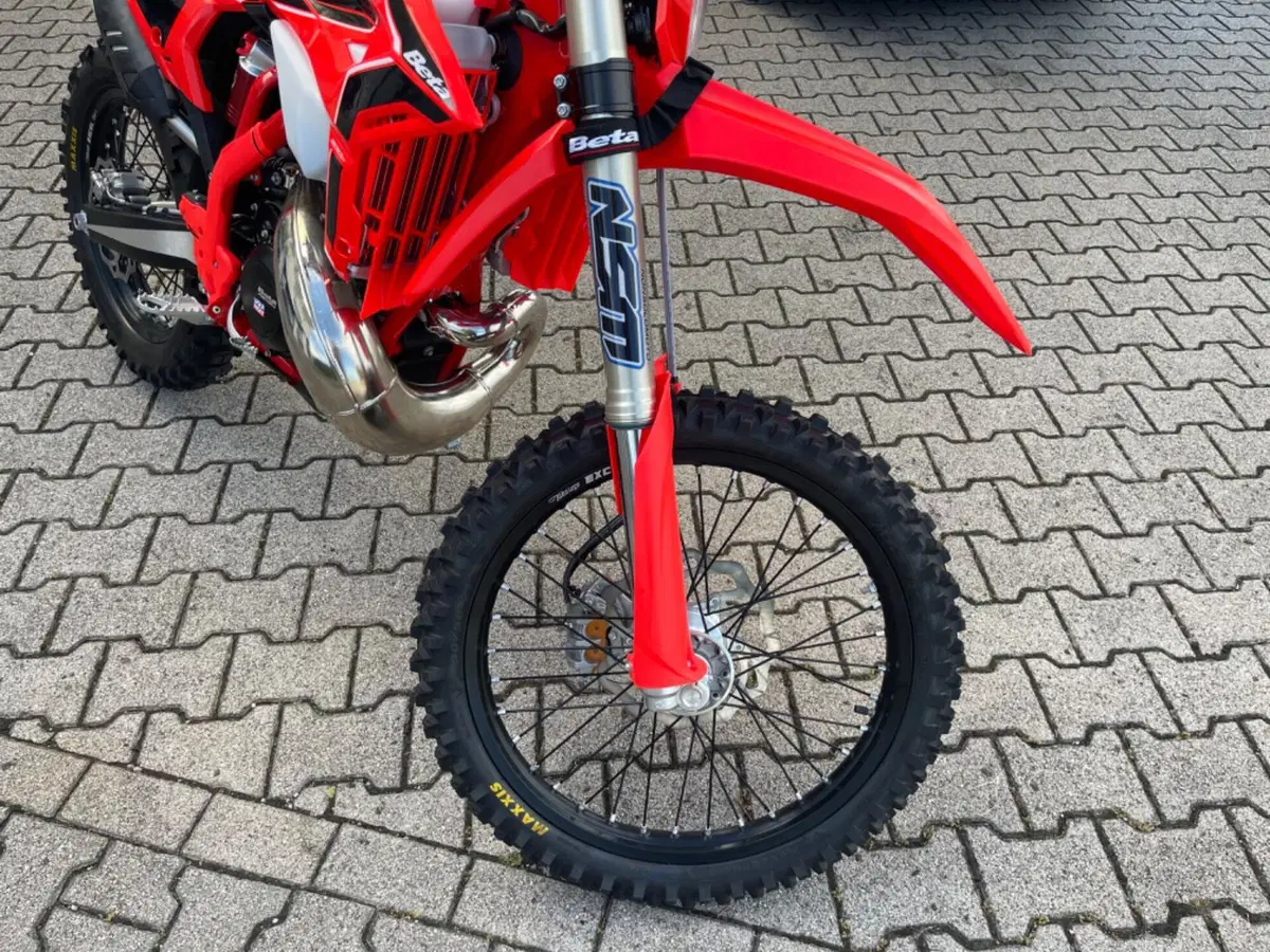 Betamotor RR X-PRO 300 2T Enduro (2027) (9)