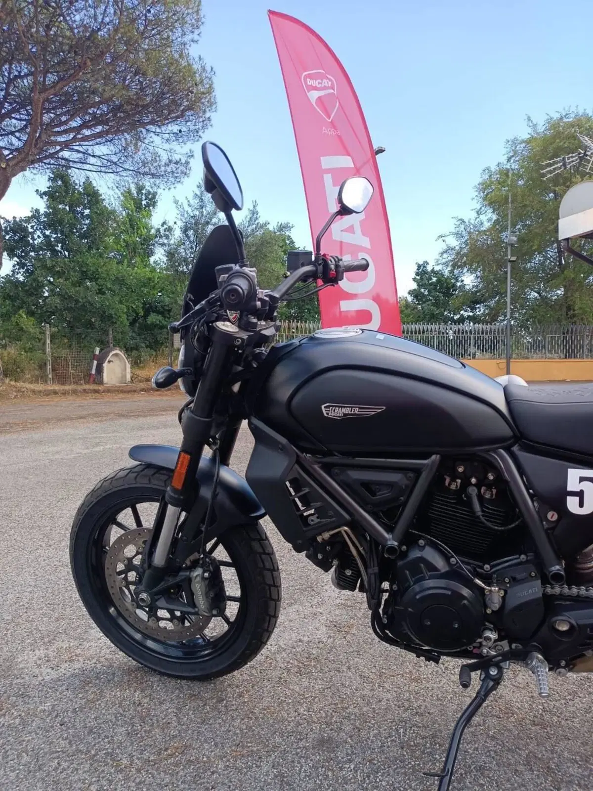 Ducati Scrambler 800 Icon Dark (2025 - 26) (6)