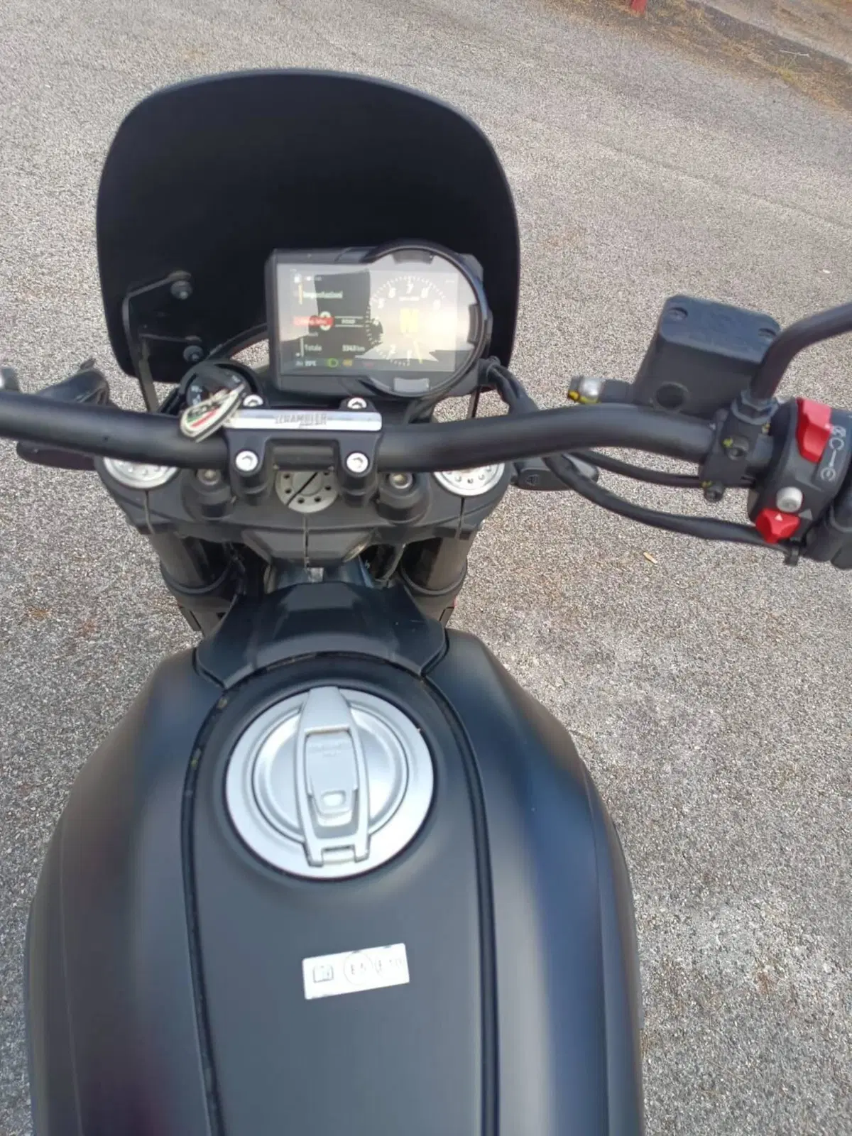 Ducati Scrambler 800 Icon Dark (2025 - 26) (8)