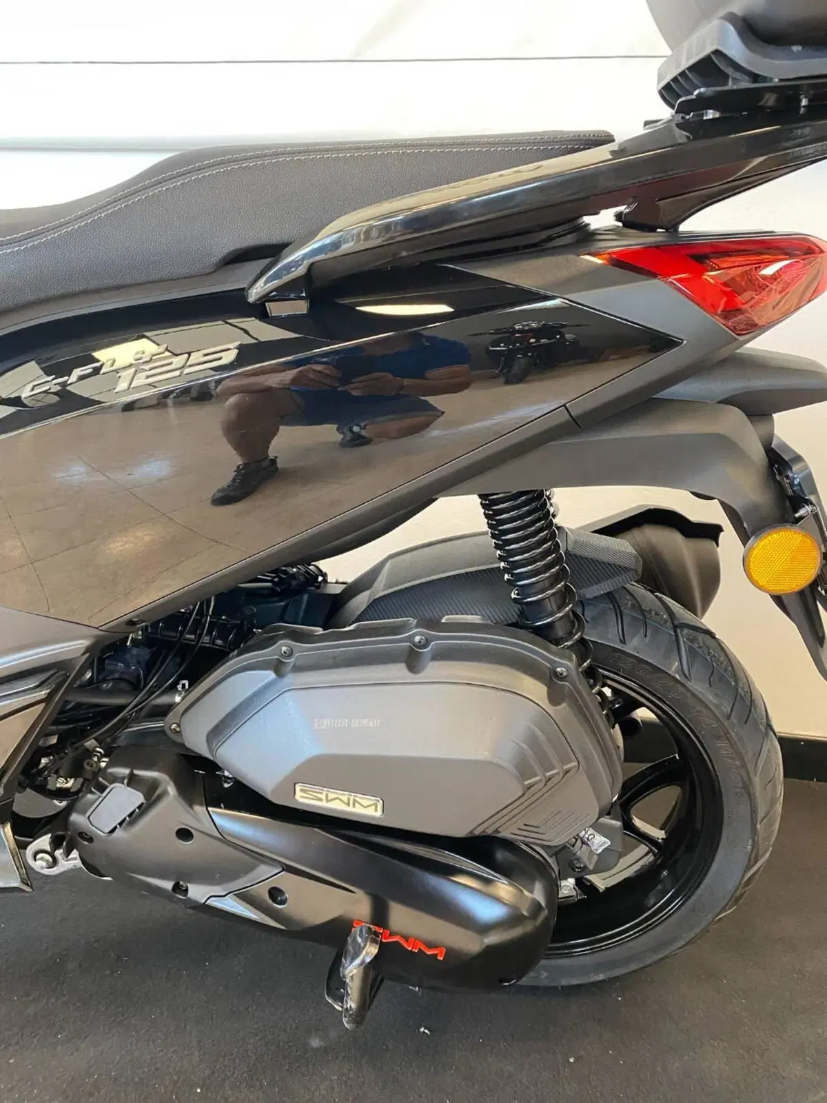 Swm C-Fly 125 (2026) (4)