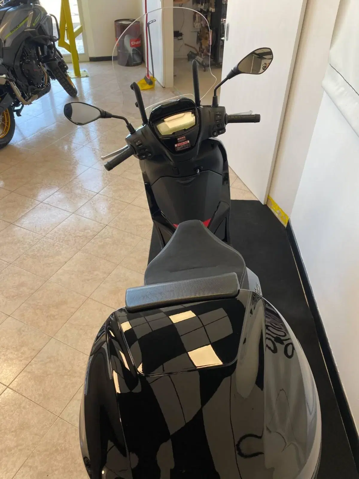 Swm C-Fly 125 (2026) (5)