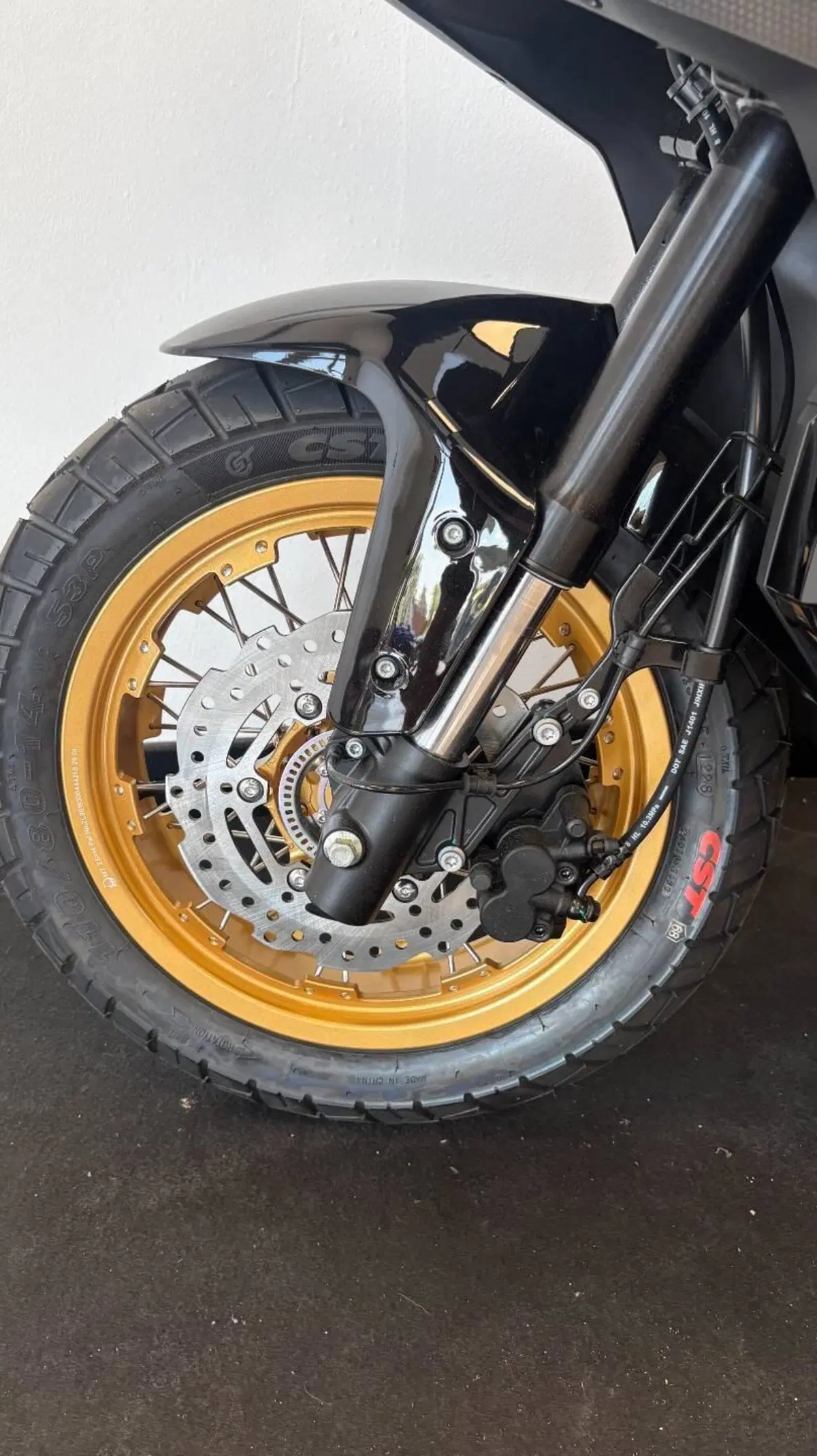 Swm Venturo 125 (2026) (2)