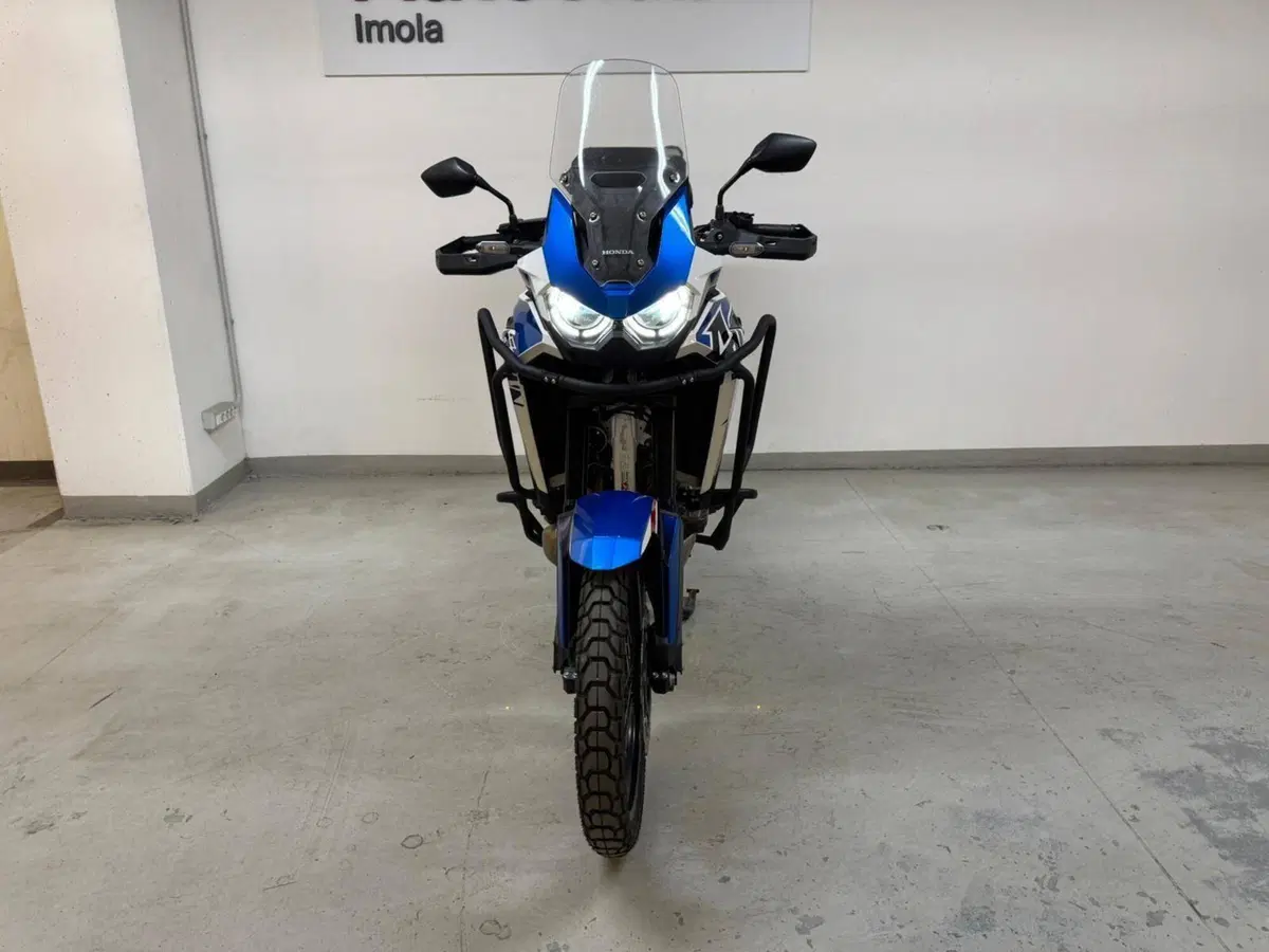 Honda Africa Twin CRF 1100L Urban (2022 - 23) (2)